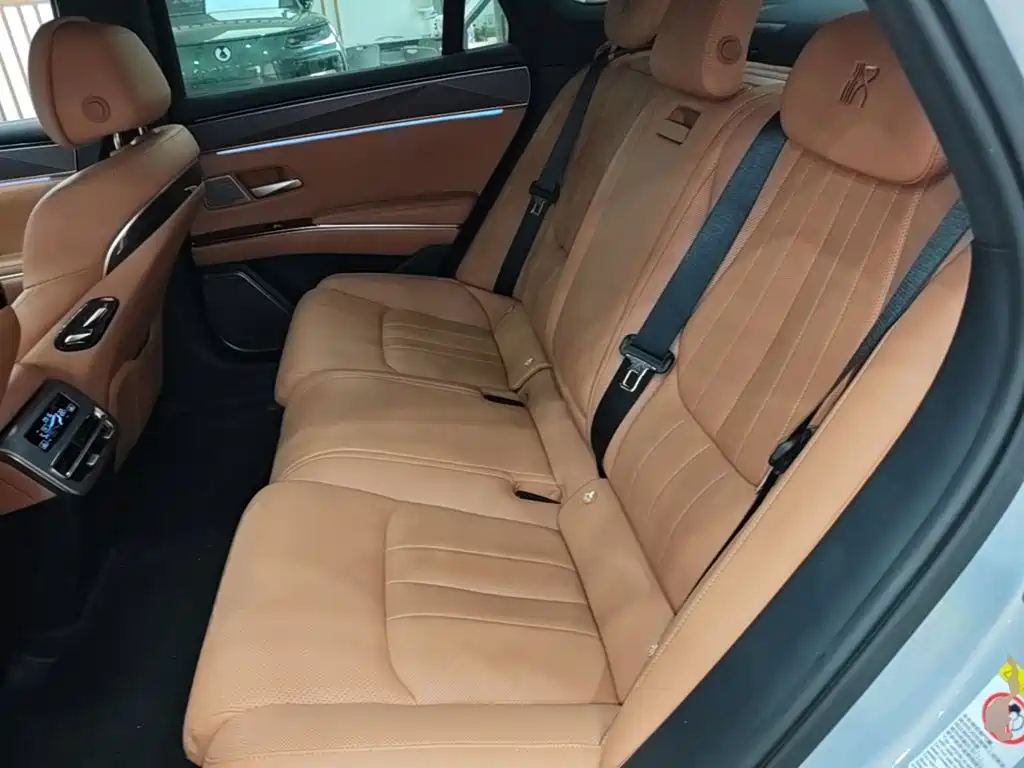 BYD Han L — миниатюра 17