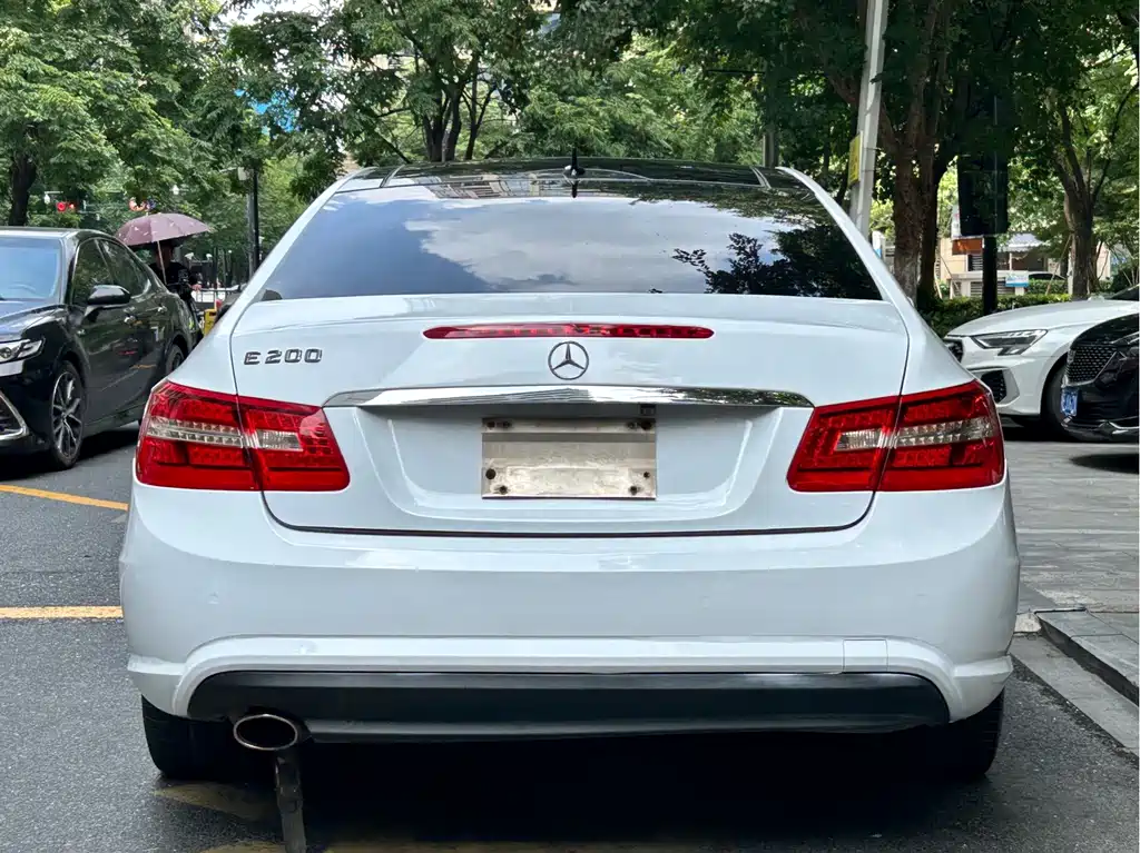 Mercedes-Benz E-Class (Import) — миниатюра 5