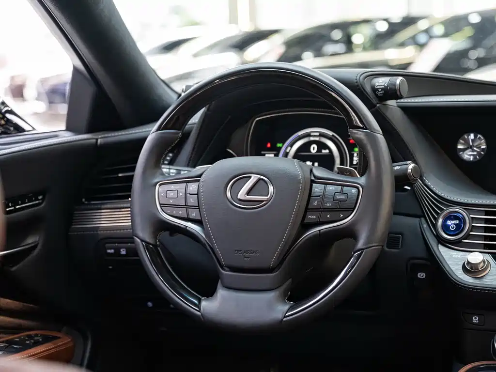 Lexus LS — фотографии объявления, Фото 14