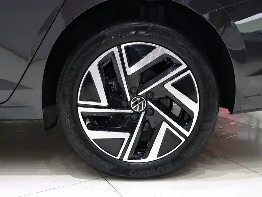 Volkswagen Sagitar — миниатюра 20