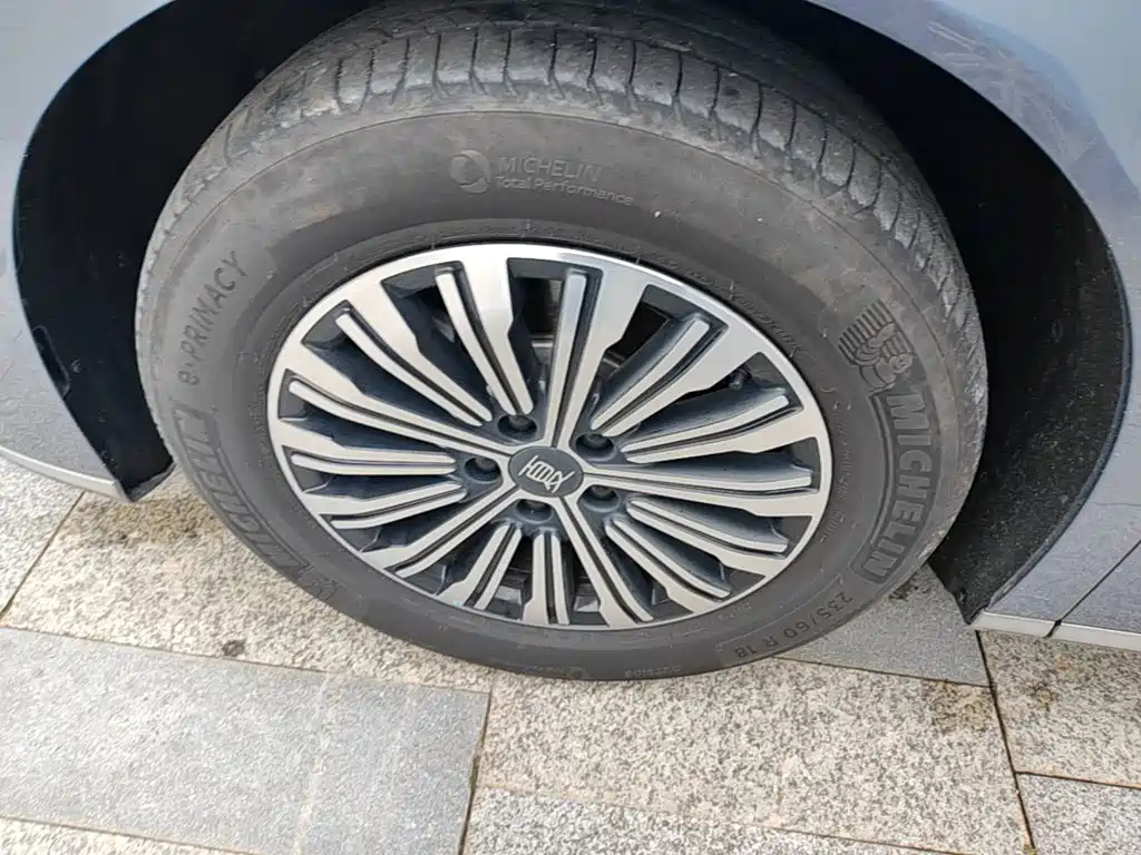 BYD Xia — миниатюра 23