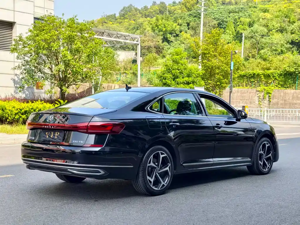 Volkswagen Passat — миниатюра 5