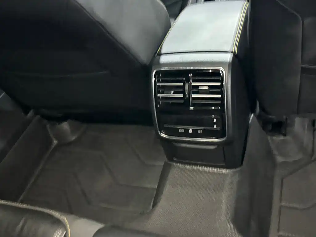 Volkswagen CC — миниатюра 10