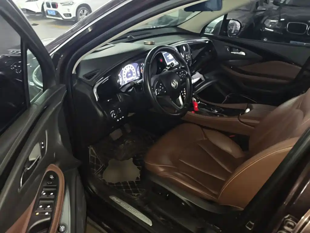 Buick Envision Plus — миниатюра 16