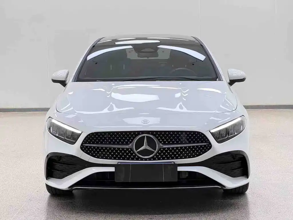 Mercedes-Benz A-Class — миниатюра 2