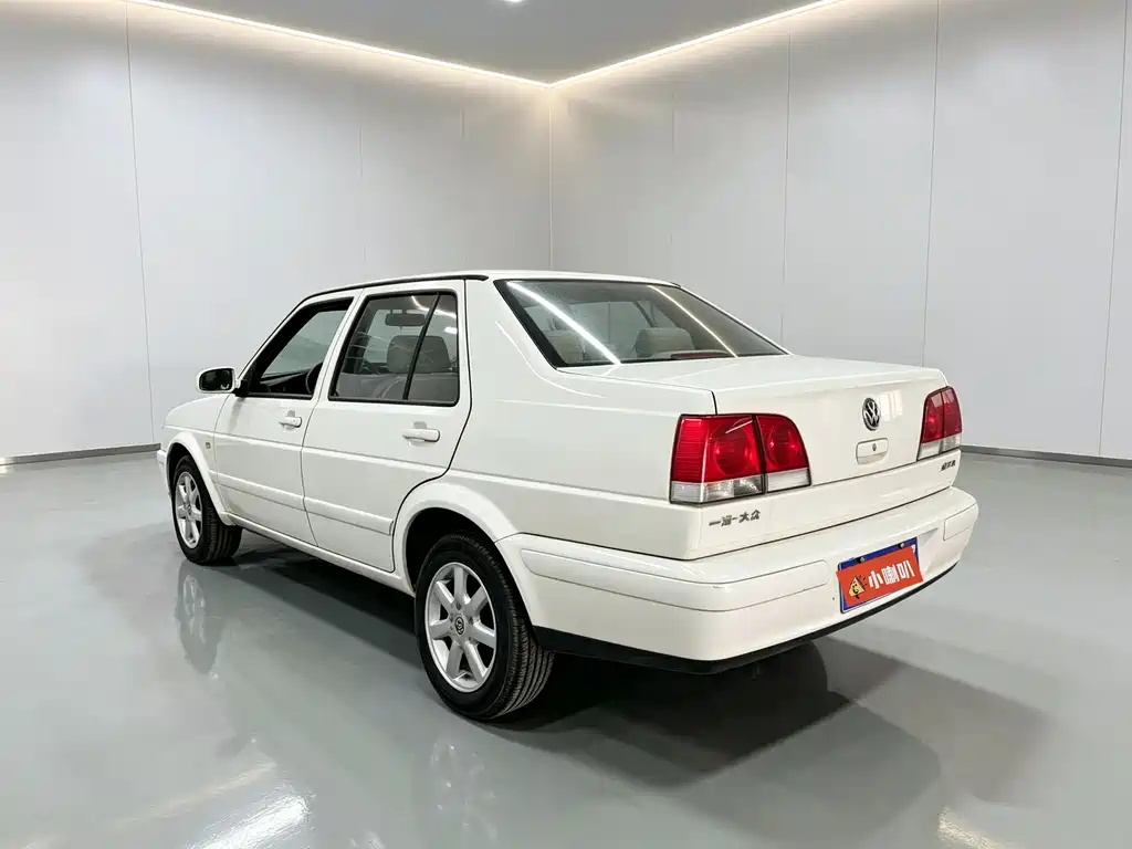 Volkswagen Jetta — миниатюра 14