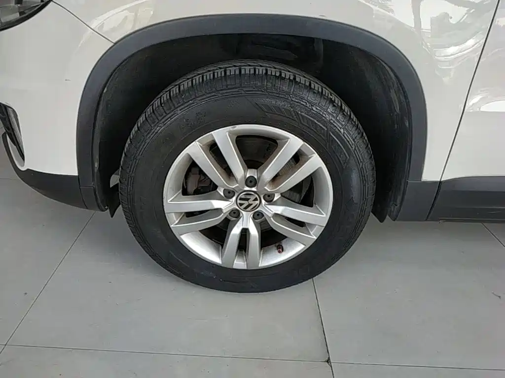 Volkswagen Tiguan — миниатюра 23