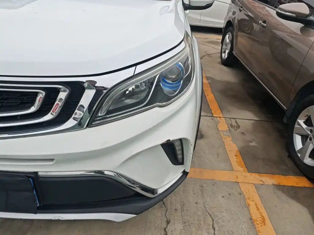 Geely Vision X3 — миниатюра 24