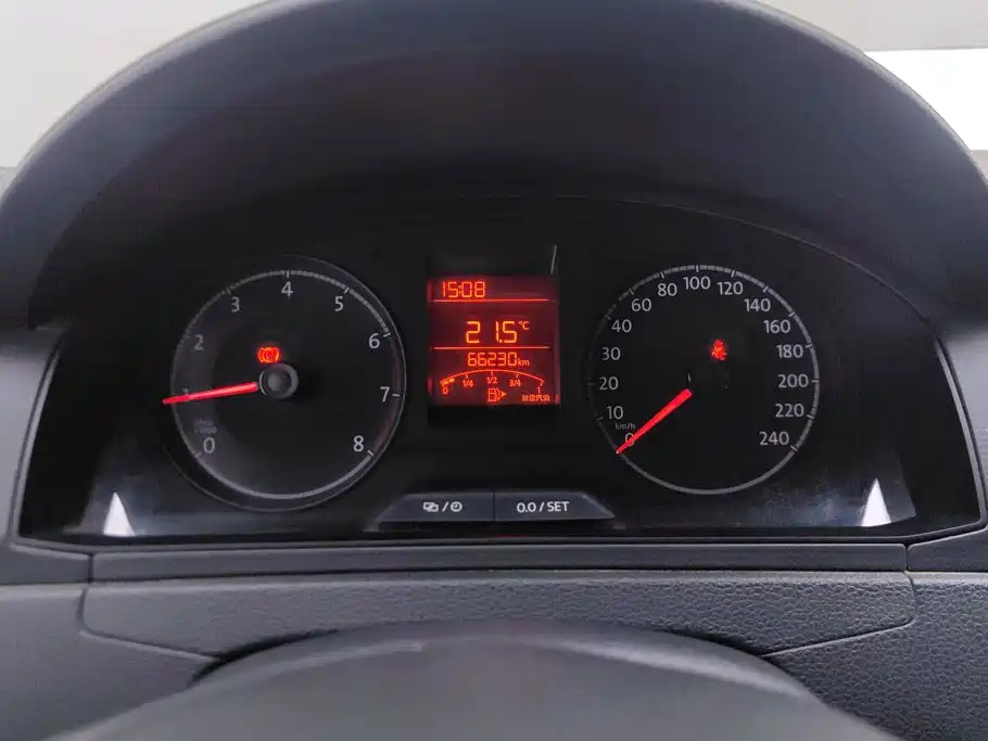 Volkswagen Santana — миниатюра 14