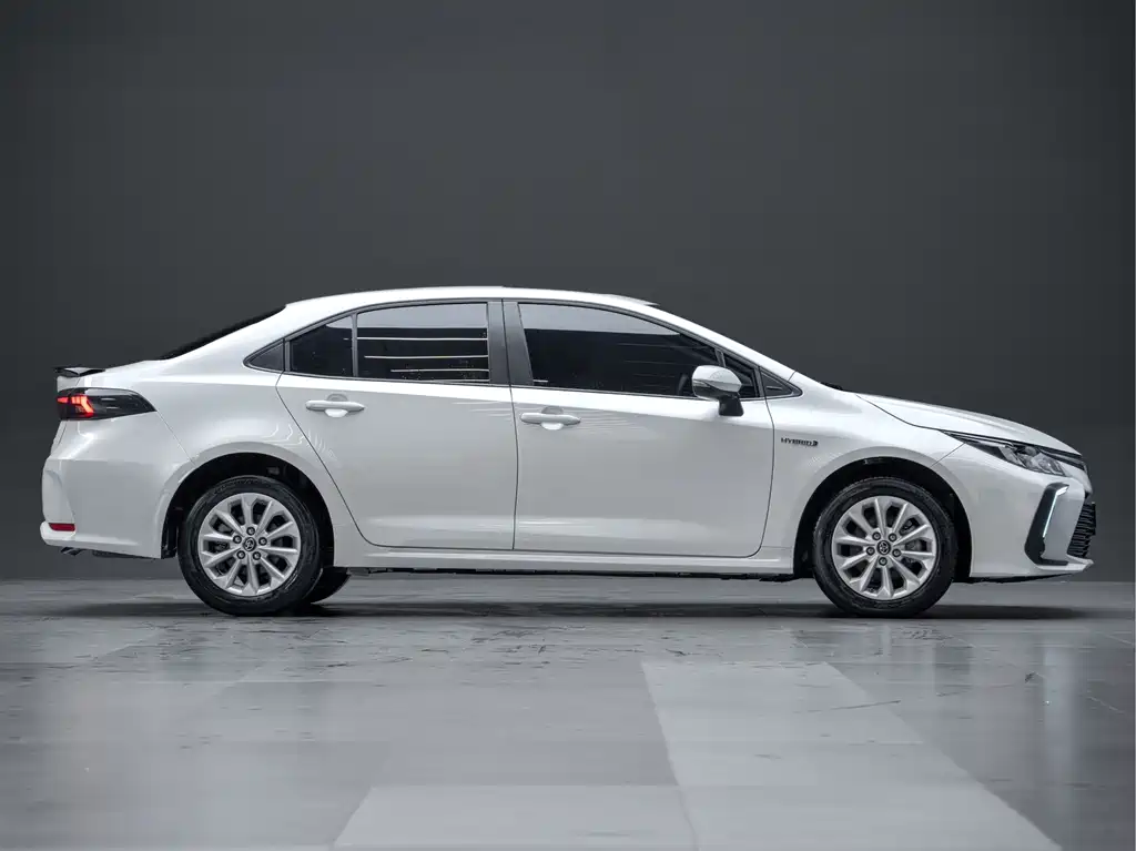 Toyota Corolla — миниатюра 8