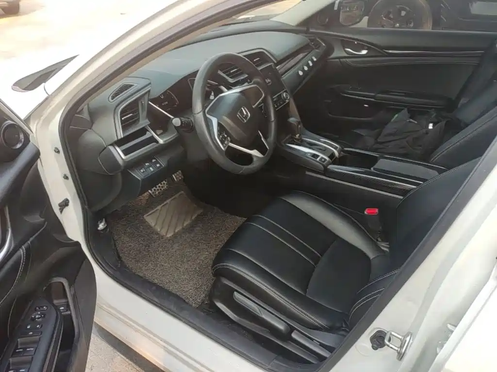 Honda Civic — миниатюра 15