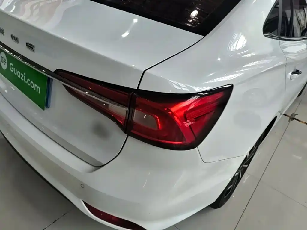 Roewe i5 — миниатюра 8