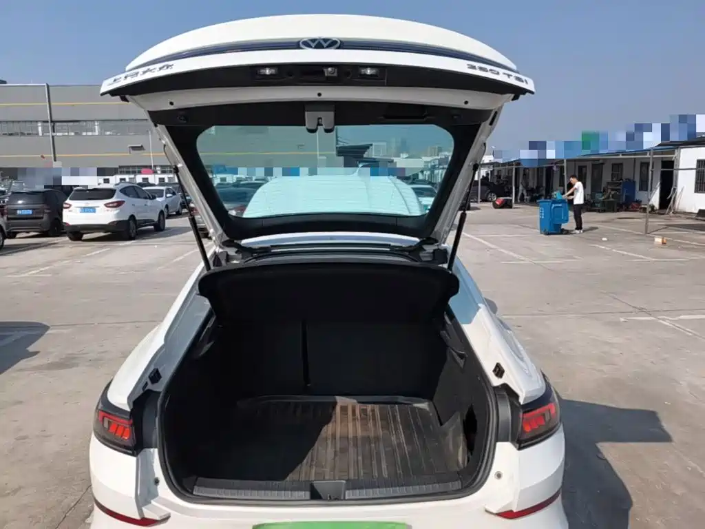 Volkswagen Lamando — миниатюра 19