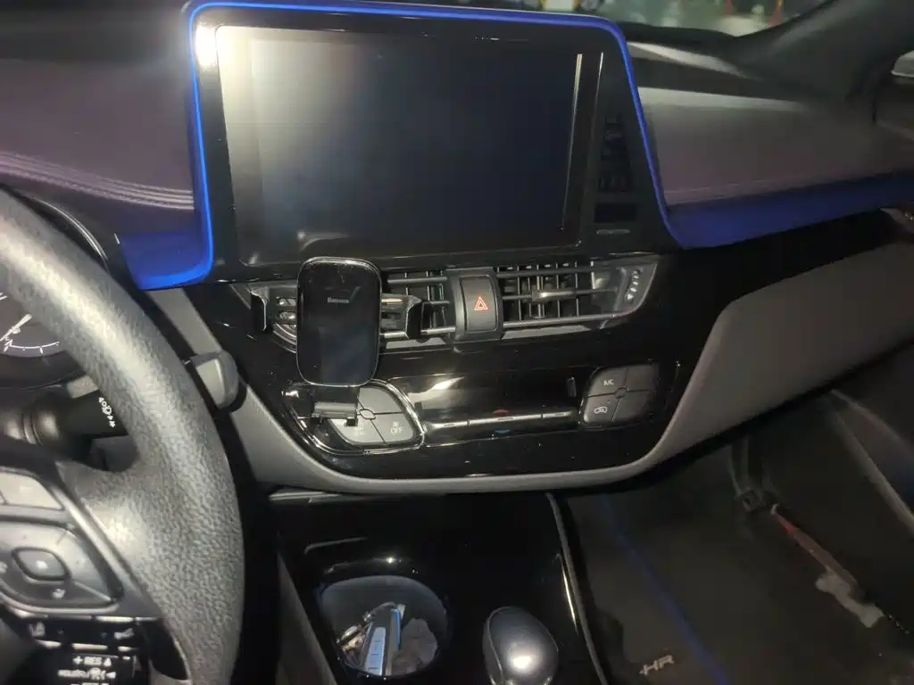 Toyota C-HR — миниатюра 14