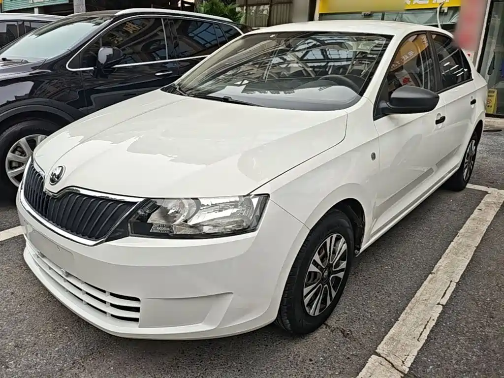 Skoda Rapid — миниатюра 2