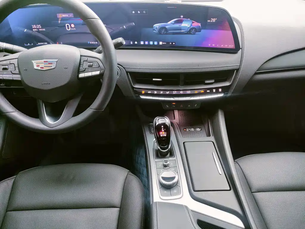 Cadillac CT5 — миниатюра 37