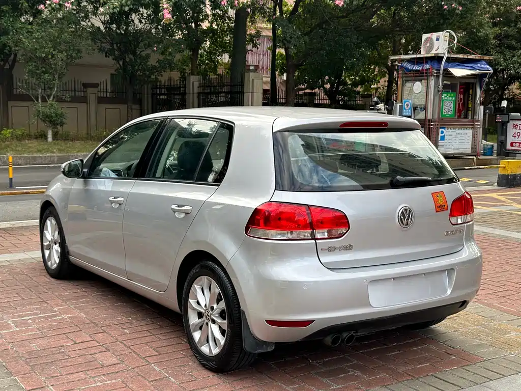 Volkswagen Golf 2011 1.4TSI AT Comfort