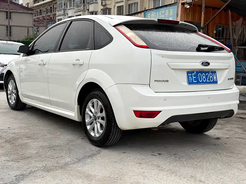 Ford Focus — миниатюра 7