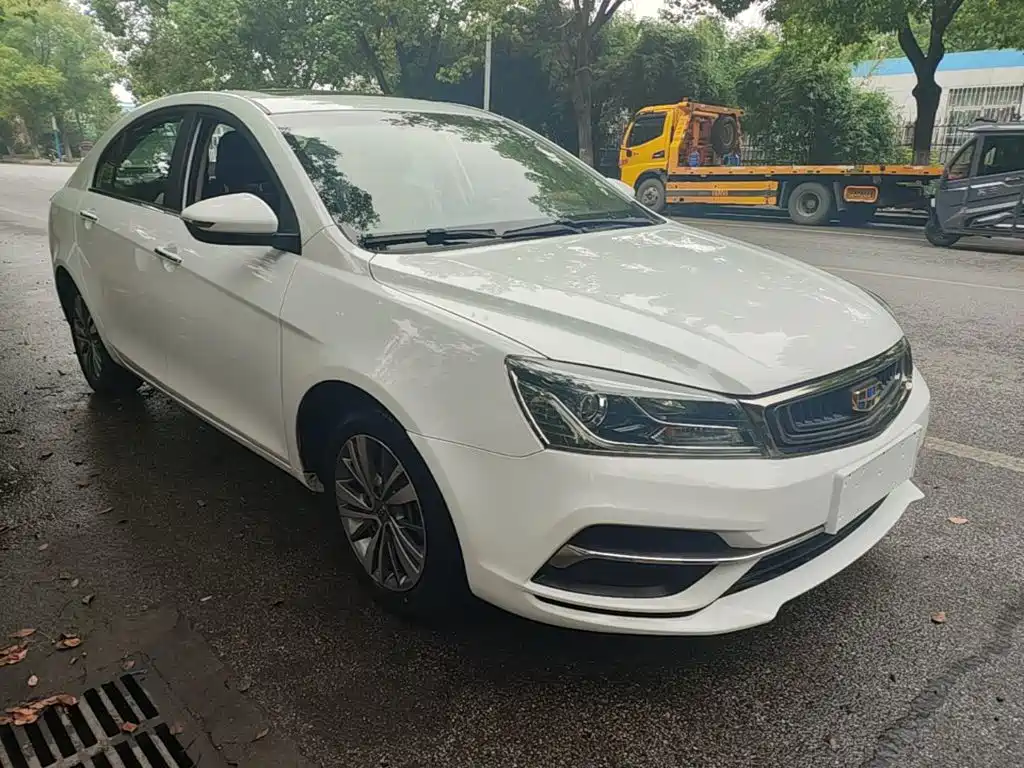 Geely Emgrand — миниатюра 4