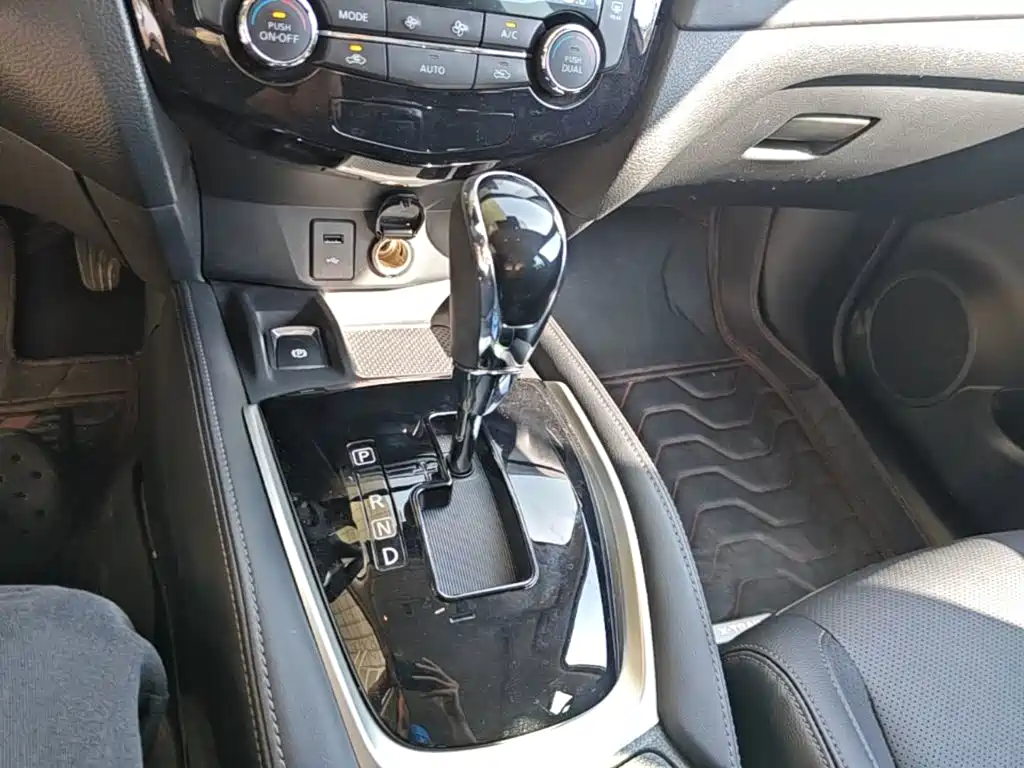 Nissan X-Trail — миниатюра 14