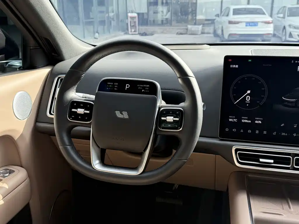 Li Auto Li L8 — миниатюра 5
