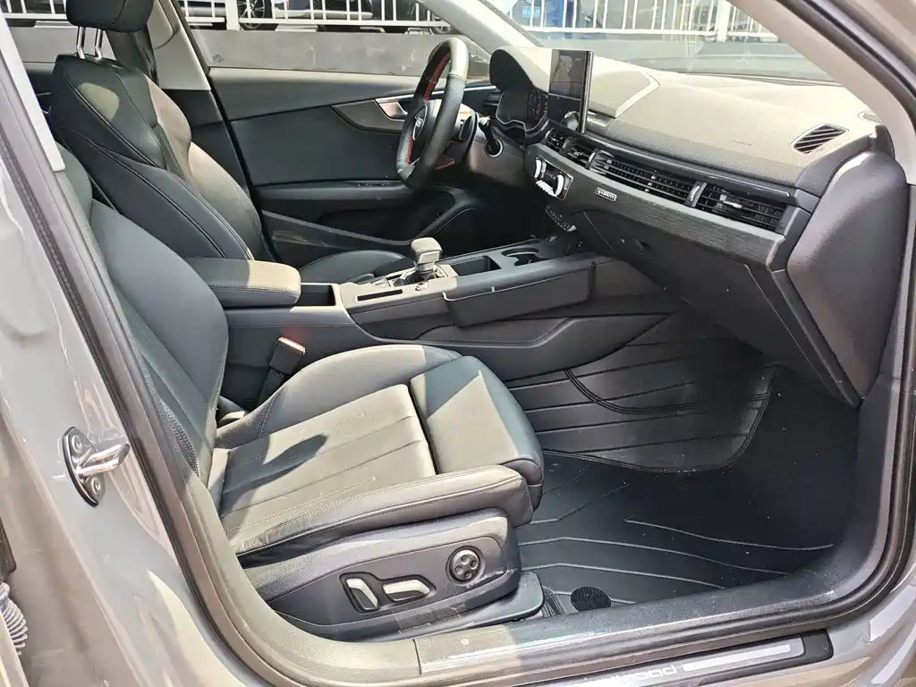 Audi A4 (Import) — миниатюра 8
