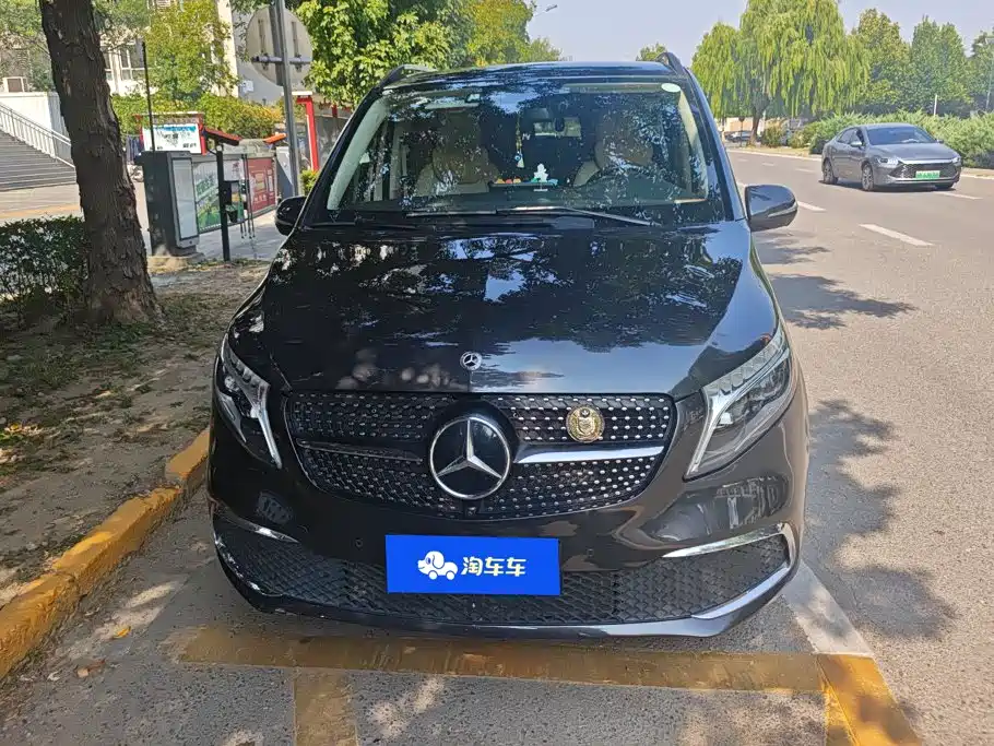 Mercedes-Benz V-Class — миниатюра 2
