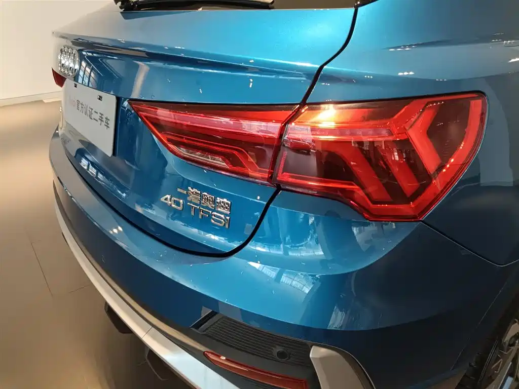 Audi Q3 Sportback — миниатюра 12