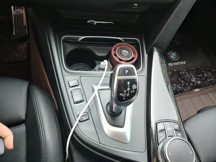 BMW 3 Series — миниатюра 16