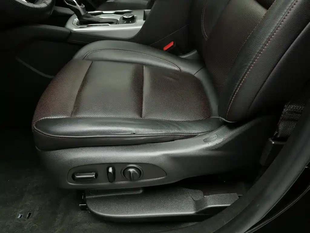 Chevrolet Blazer — миниатюра 20