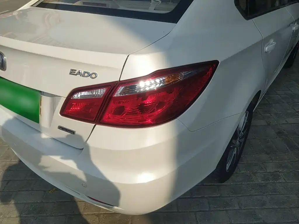 Changan Eado — миниатюра 8