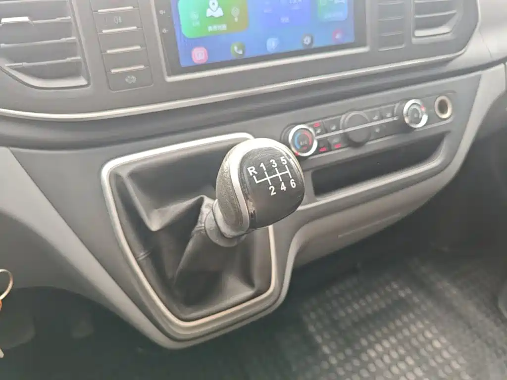 MAXUS V80 — миниатюра 14