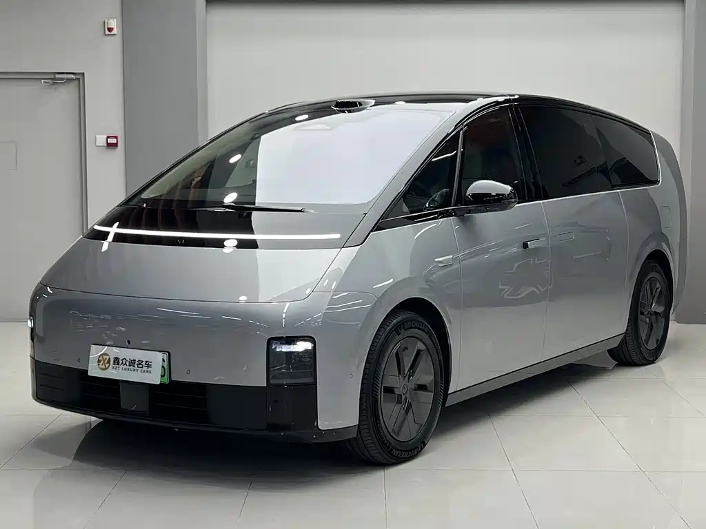 Li Auto Li MEGA — миниатюра 3