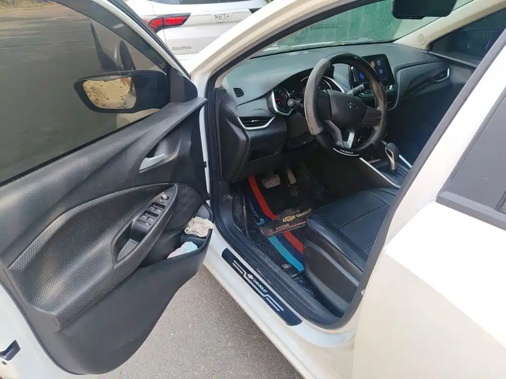 Chevrolet Cavalier — миниатюра 17