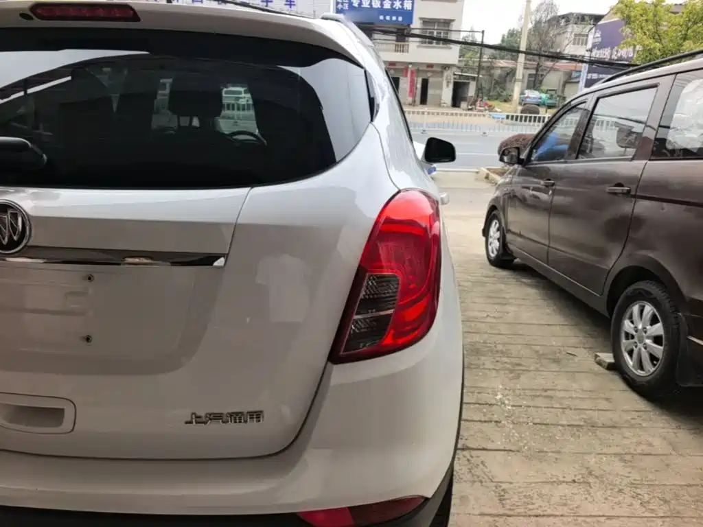Buick Encore — миниатюра 8
