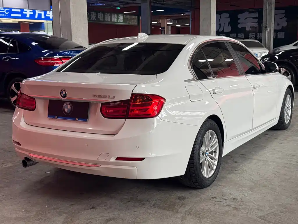 BMW 3 Series — миниатюра 6