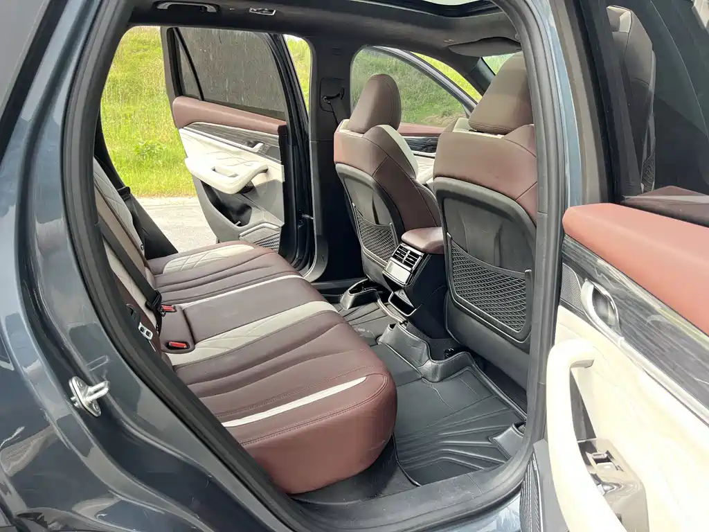 Geely Xingyue L — миниатюра 17