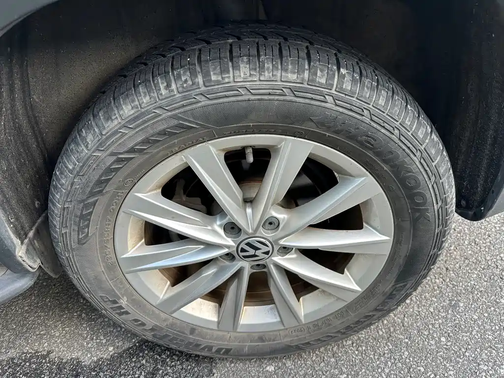 Volkswagen Tiguan — миниатюра 17