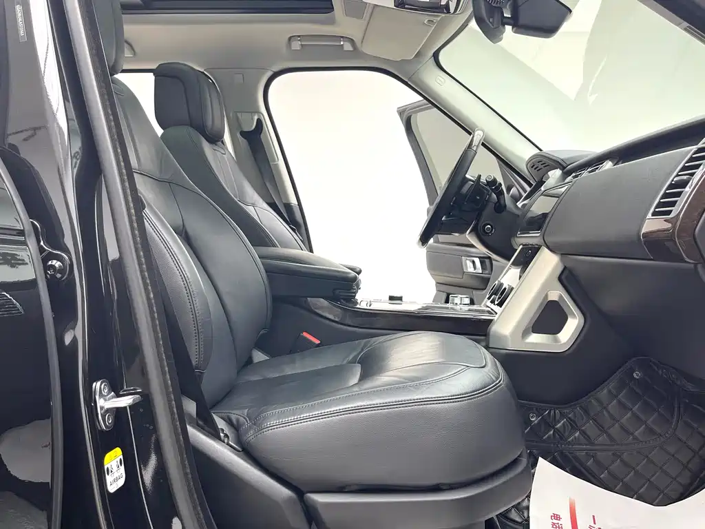 Land Rover Range Rover — миниатюра 10