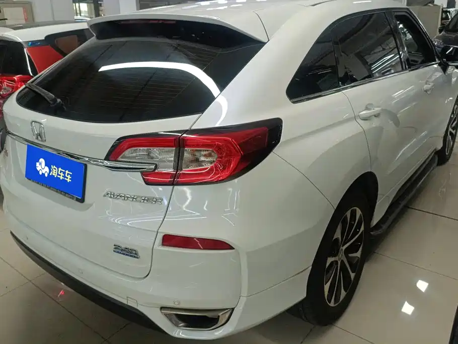 Honda Avancier — миниатюра 3