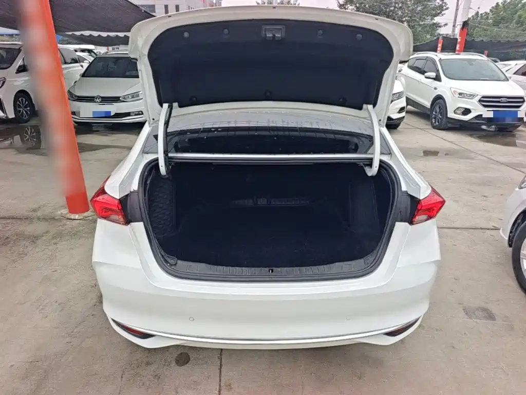 Buick Verano — миниатюра 19