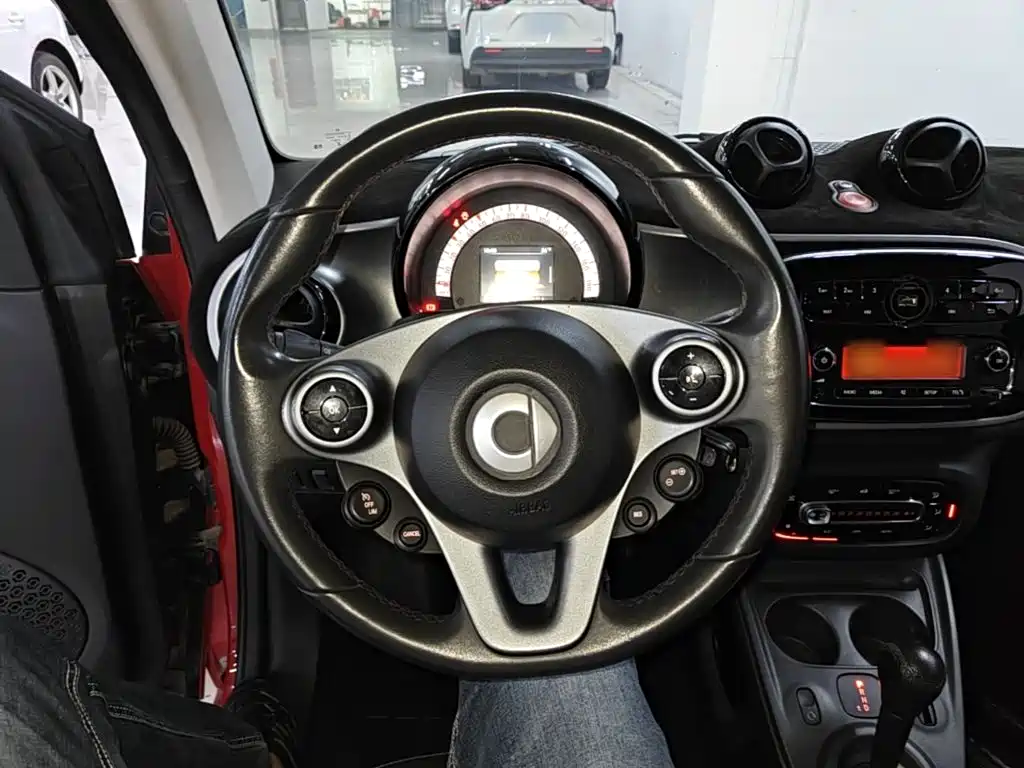 smart Smart Fortwo — миниатюра 11