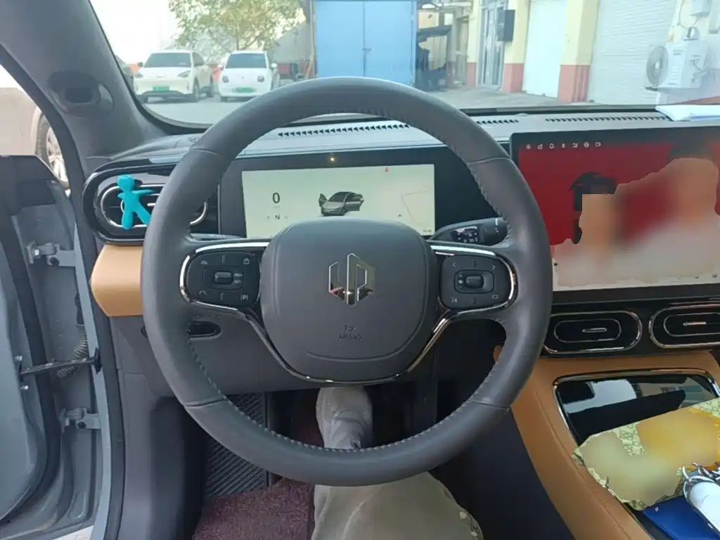 Leapmotor Leapmotor C01 — миниатюра 11
