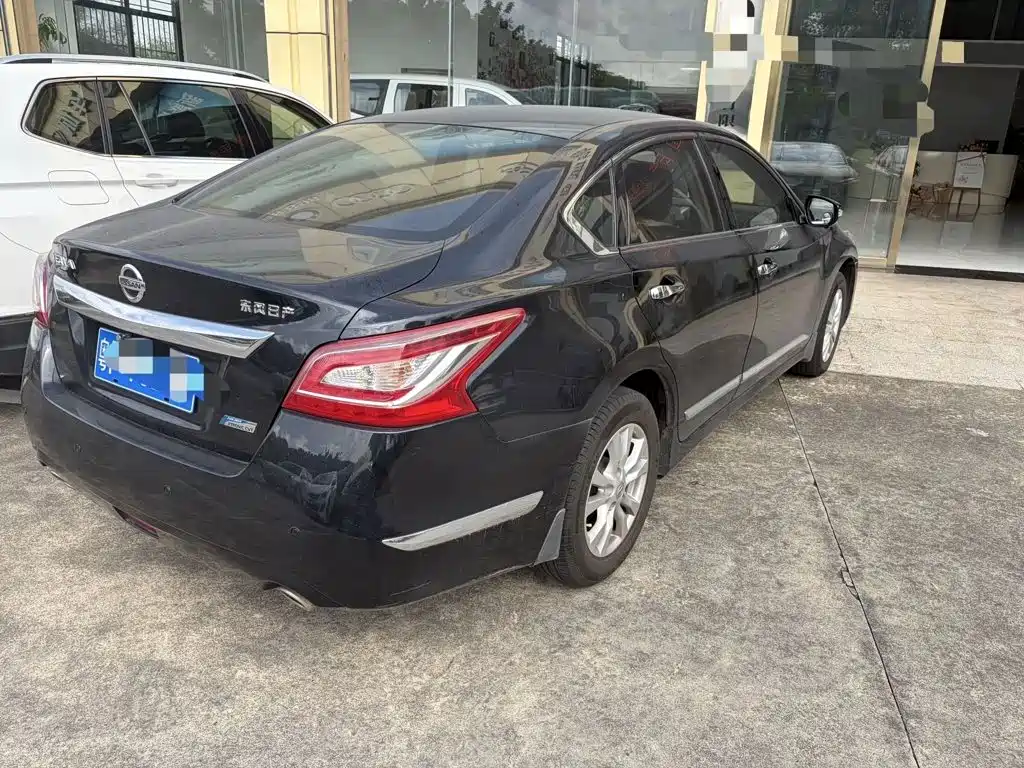Nissan Teana — миниатюра 3