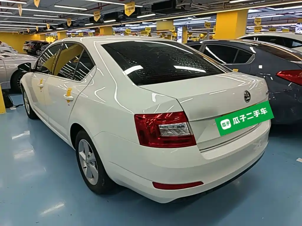 Skoda Octavia — миниатюра 5