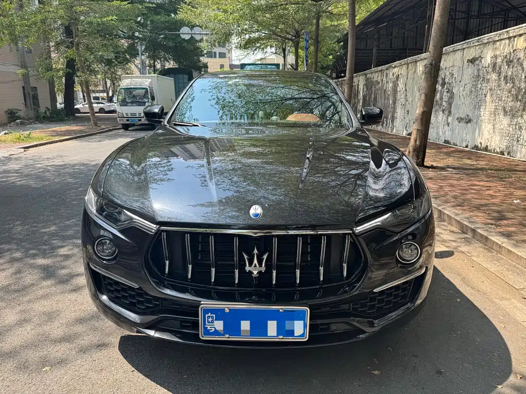 Maserati Levante — миниатюра 2