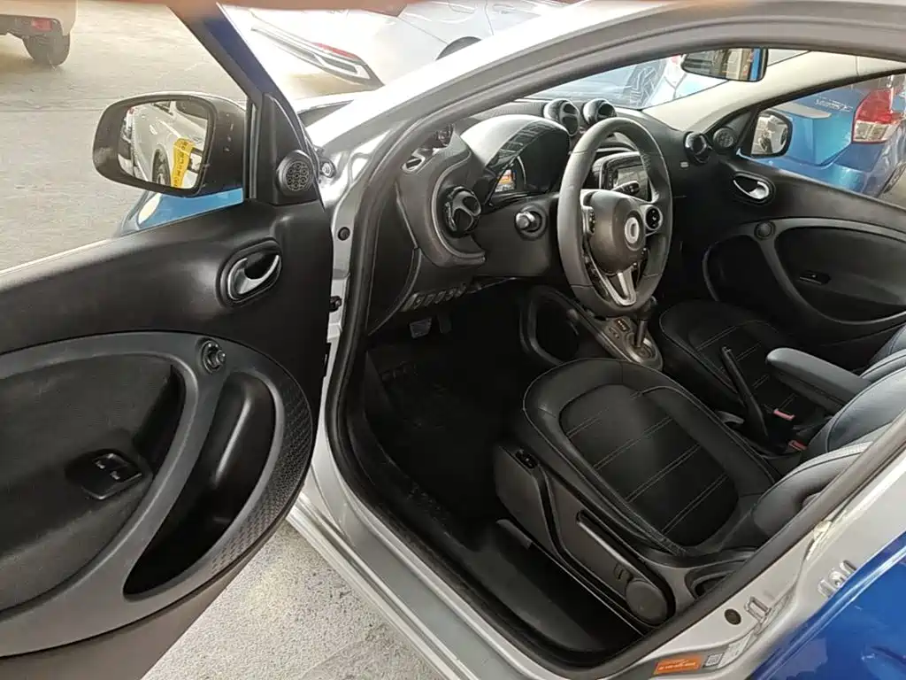 smart Smart Forfour — миниатюра 16