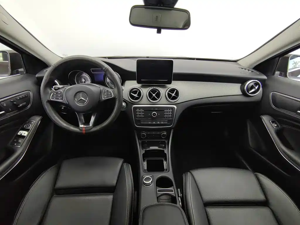 Mercedes-Benz GLA — миниатюра 5