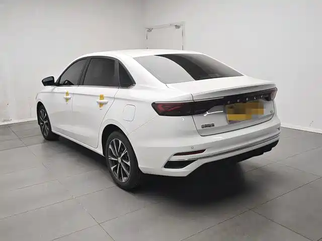 Geely Emgrand — миниатюра 4