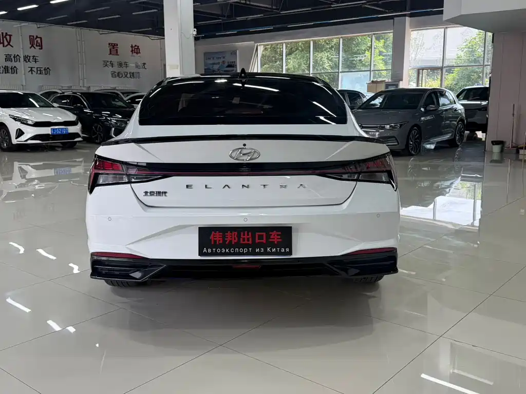 Hyundai Elantra — миниатюра 5